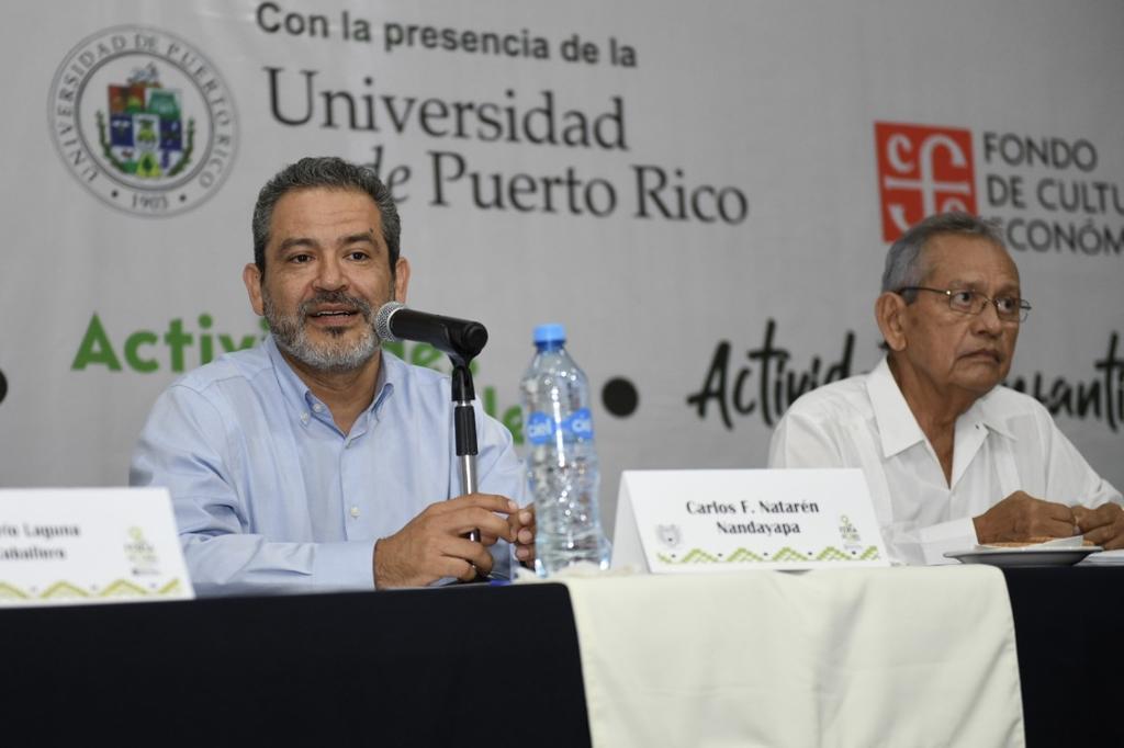 Anécdotas, nostalgia y recuerdos formaron parte de la presentación del libro “Memorias Universitarias. Imágenes del pasado y voces del presente”, editado por la Universidad Autónoma de Chiapas y