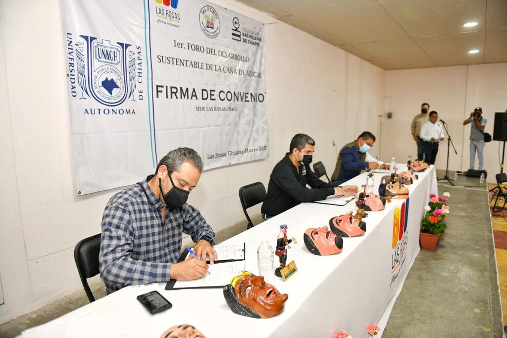Trabajan UNACH y Ayuntamientos para llevar nuevas oportunidades de educación a los jóvenes de distintas regiones