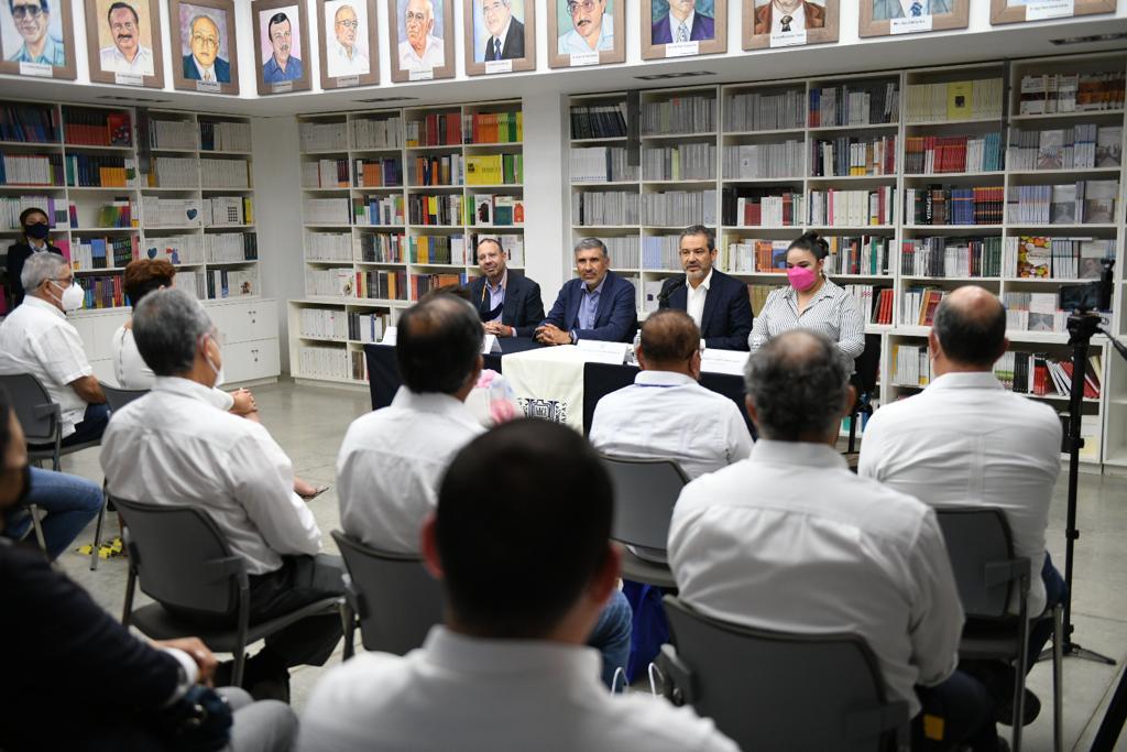 Trabajan UNACH y la Secretaría de Obras Públicas del Estado en acciones para generar oportunidades de desarrollo a los jóvenes