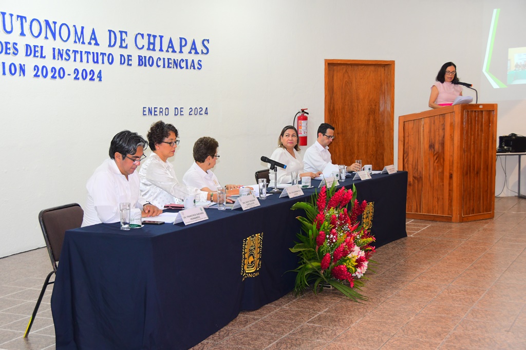 Destacan avances del trabajo docente y de la comunidad del Instituto de Biociencias de la UNACH