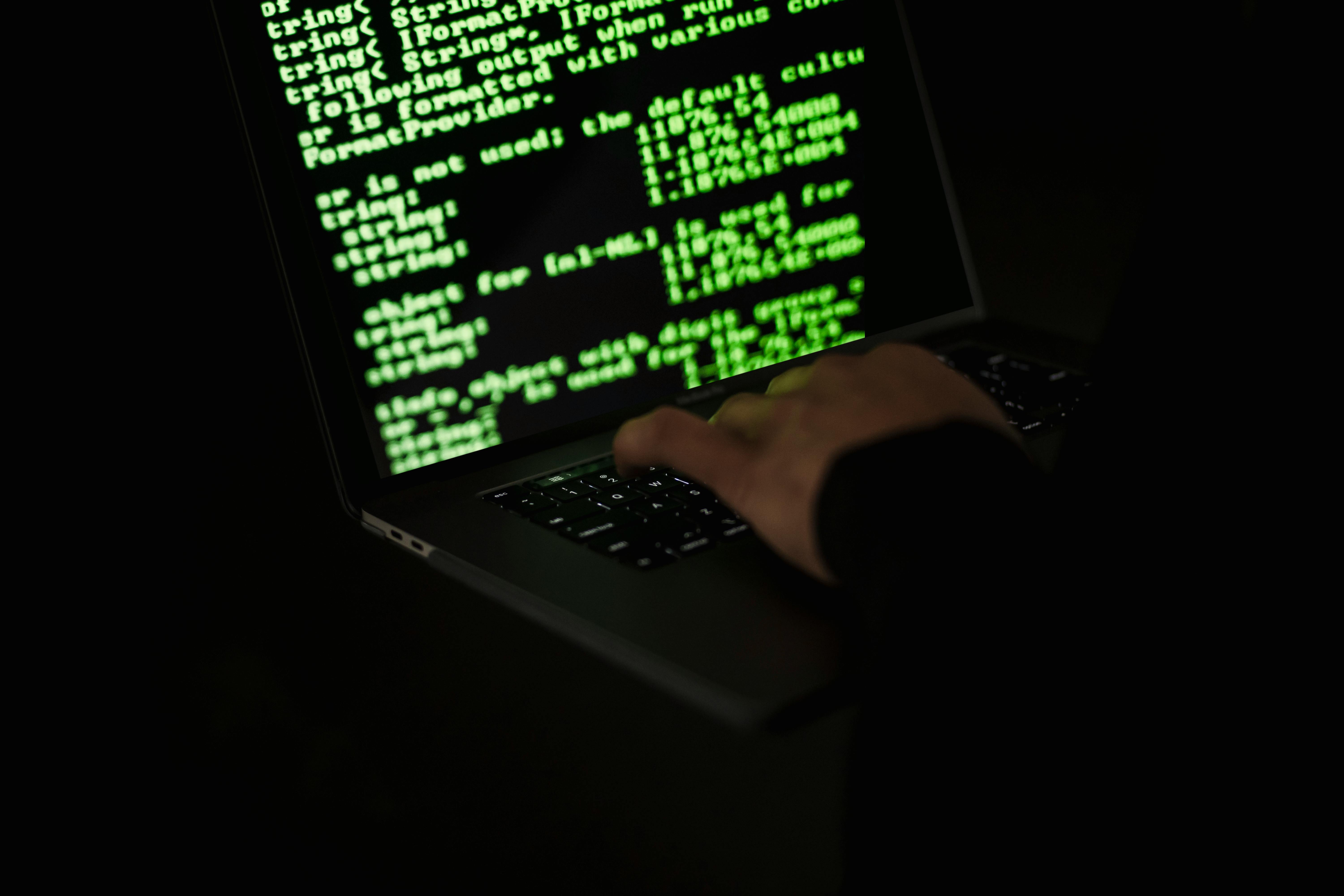  Guía antifraude 2025: las trampas digitales más creativas y cómo desarmarlas 