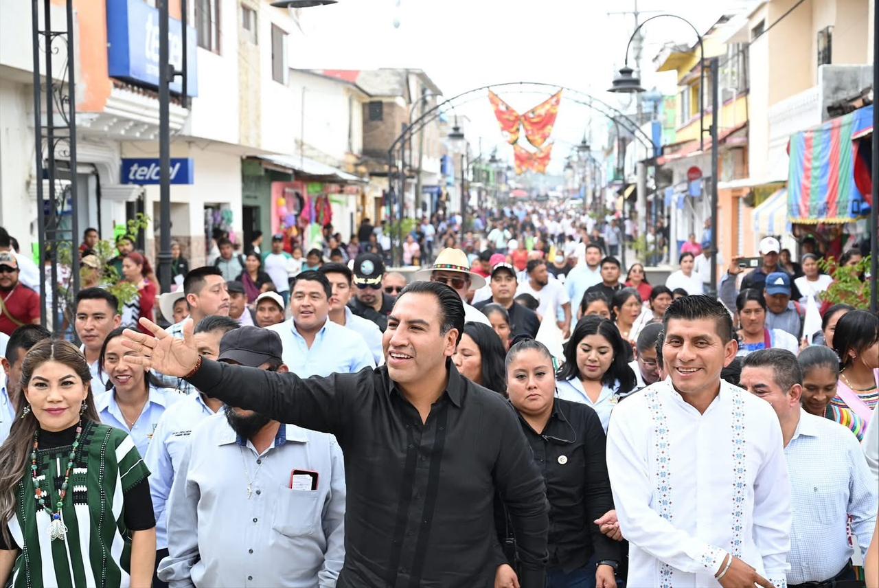 Refrenda Eduardo Ramírez compromiso con el bienestar y el desarrollo en Altamirano 