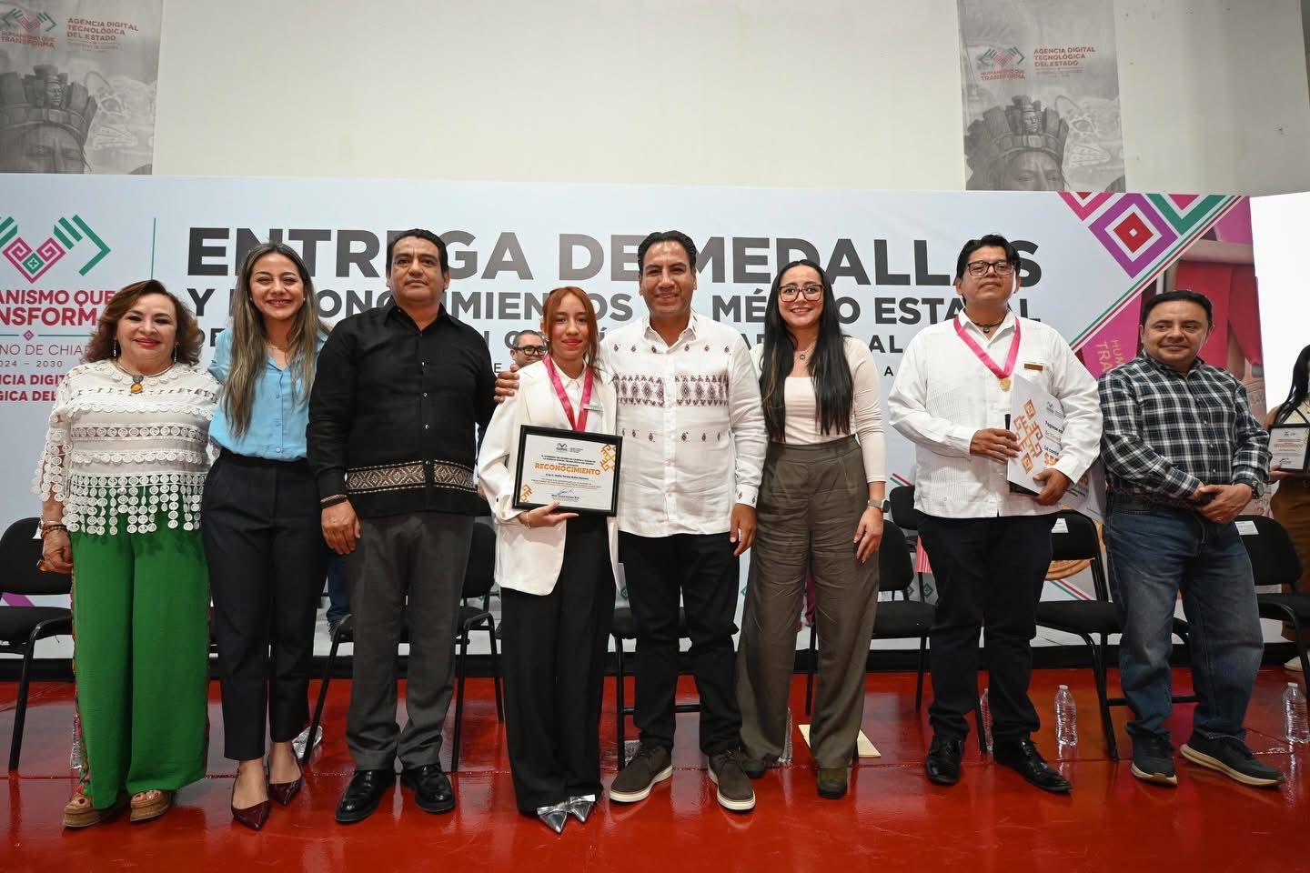 Reconoce Eduardo Ramírez a investigadoras e investigadores de Chiapas por sus aportaciones al desarrollo