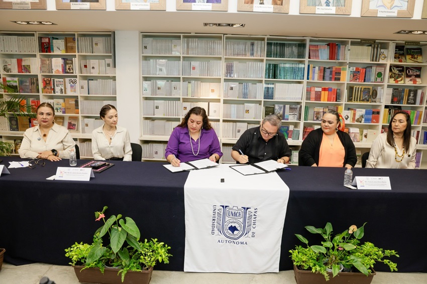 Suscriben convenios el IEPC y la UNACH 