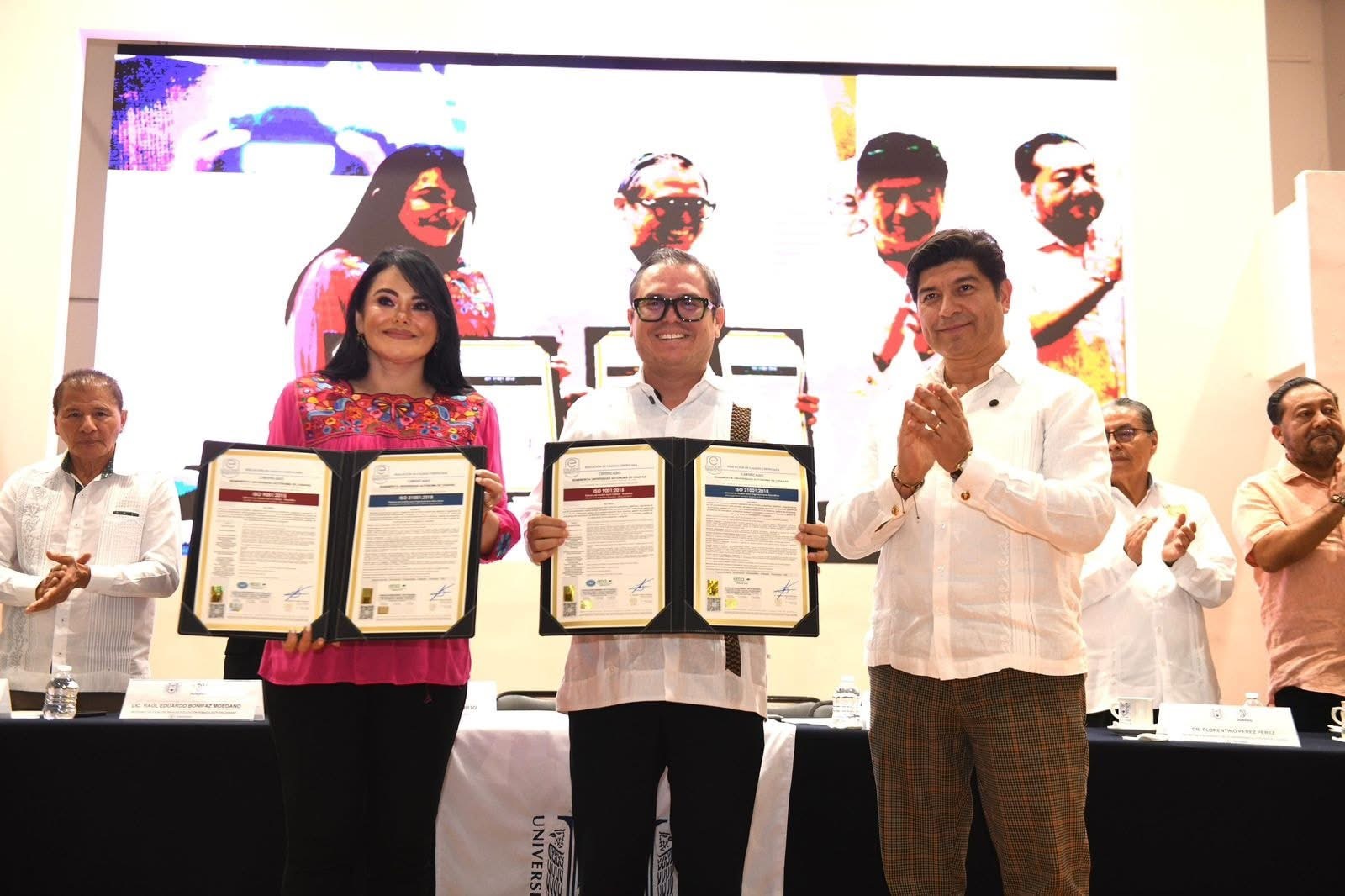 Logra Benemérita UNACH certificación del Foro Internacional de Acreditación Mundial Acreditada en Nueva Zelanda 