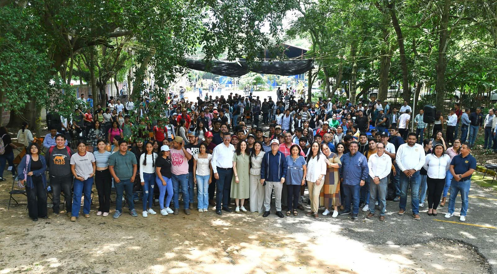 Se reúne el rector de la UNACH Oswaldo Chacón Rojas con la comunidad de la Facultad de Ciencias Agronómicas 