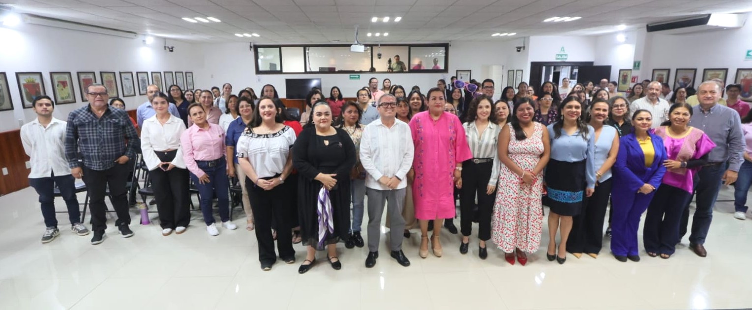 Inauguran IEPC y UNACH, Diplomado en Formación de Liderazgos Políticos para Mujeres 