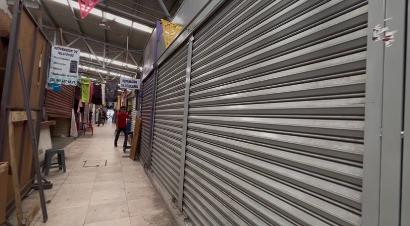 Ambulantaje, la muerte lenta de locatarios