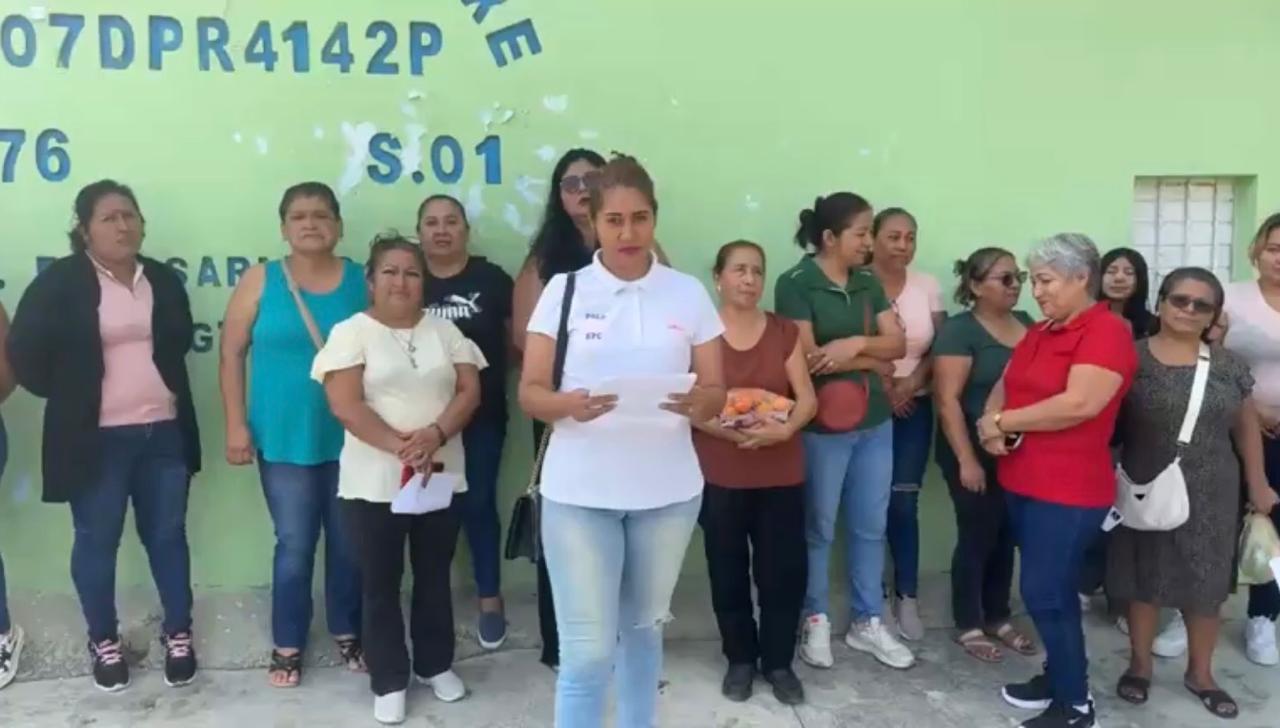 Padres rechazan reingreso de docente en primaria de Tuxtla