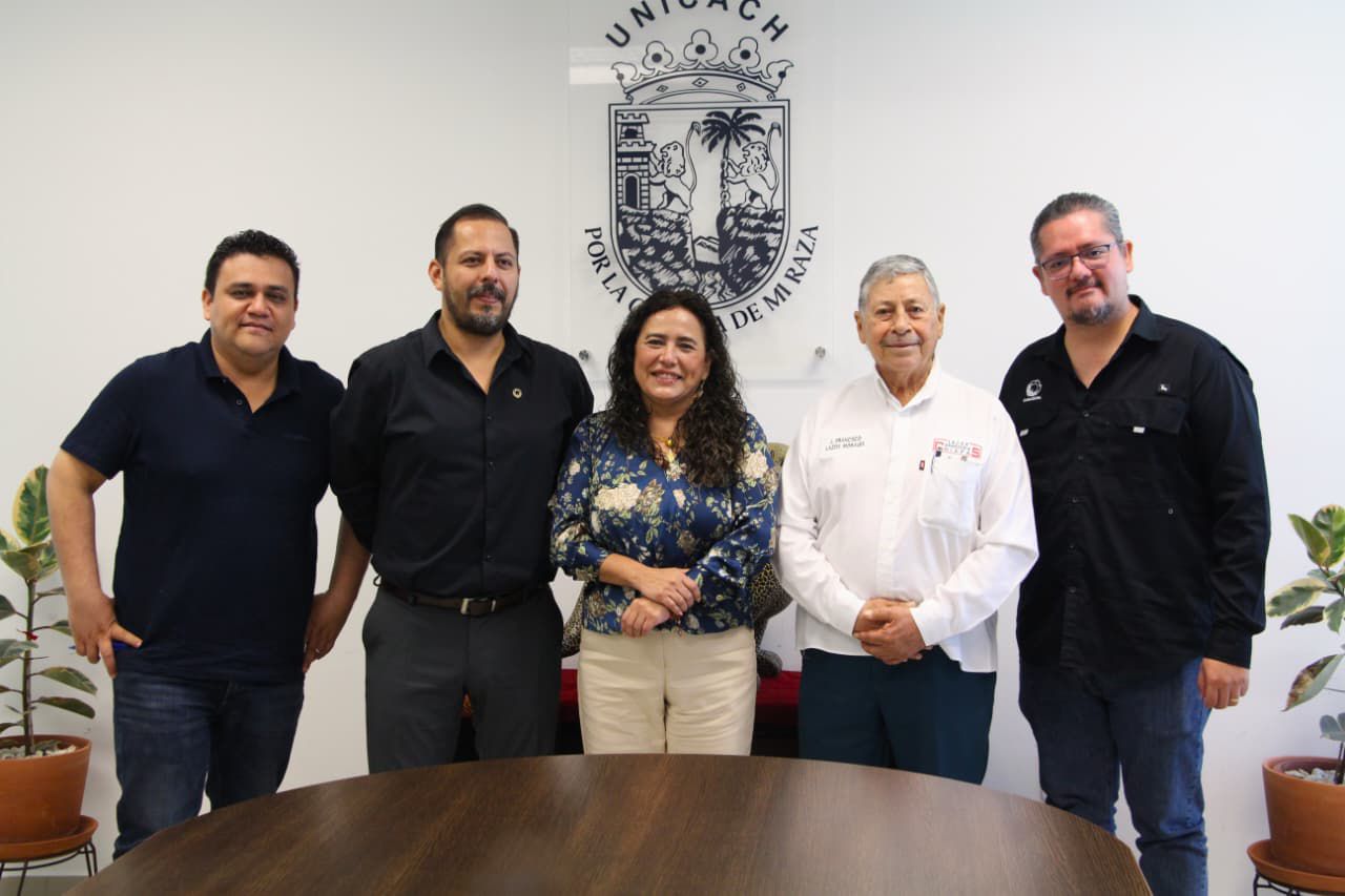 Fanny López Jiménez consolida alianza UNICACH–CANACINTRA en favor del emprendimiento universitario