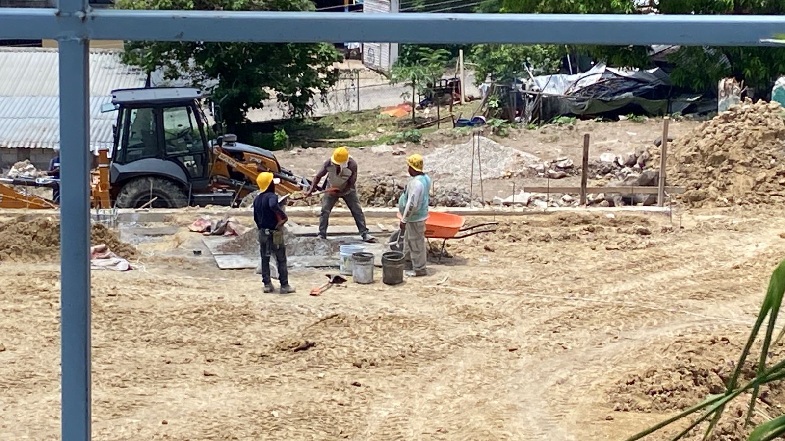 Disminuye costo de la mano de obra en México