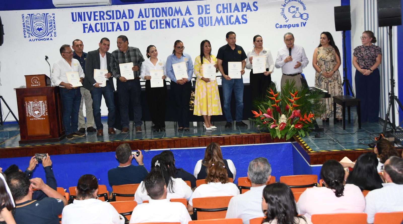 Entregan reconocimientos a docentes de la UNACH que se suman al modelo Educativo Humanista Intercultural