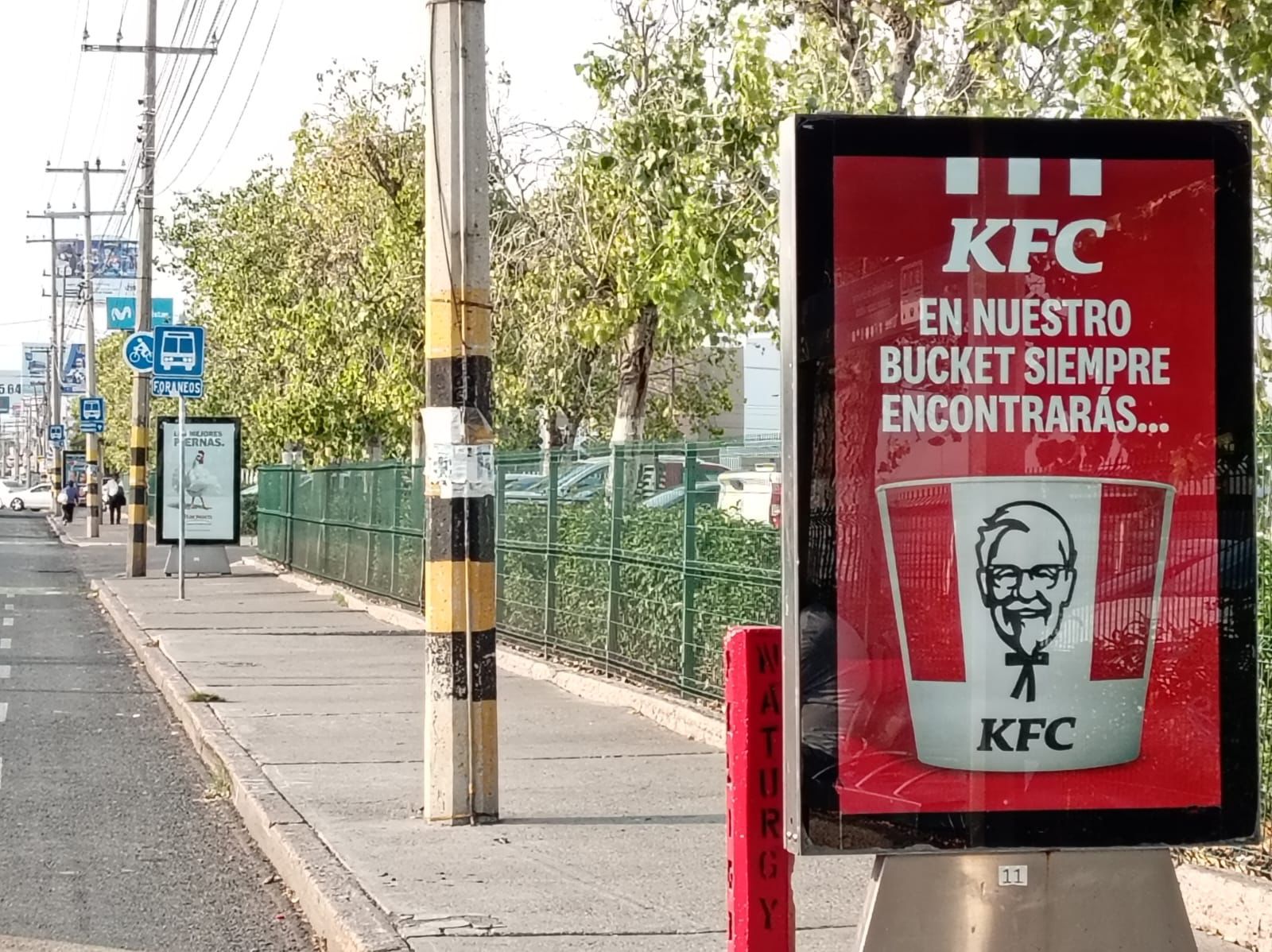 Bachoco transforma sus carteleras en un nuevo espacio de conversación