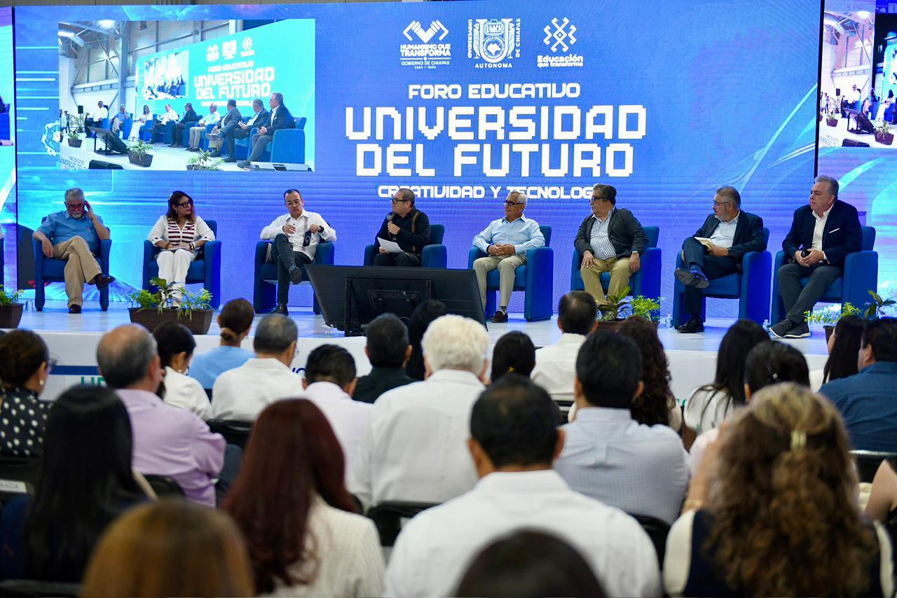 Se realizó el foro educativo “La universidad del futuro: UNACH 2050”