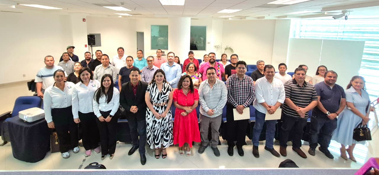 𝗖𝗮𝗽𝗮𝗰𝗶𝘁𝗮 𝗨𝗡𝗜𝗖𝗔𝗖𝗛 𝗮 𝗱𝗼𝗰𝗲𝗻𝘁𝗲𝘀 𝗱𝗲 𝗧𝗲𝗹𝗲𝗯𝗮𝗰𝗵𝗶𝗹𝗹𝗲𝗿𝗮𝘁𝗼 𝗽𝗮𝗿𝗮 𝗳𝗼𝗿𝘁𝗮𝗹𝗲𝗰𝗲𝗿 𝘀𝘂 𝗽𝗿𝗮́𝗰𝘁𝗶𝗰𝗮 𝗲𝗱𝘂𝗰𝗮𝘁𝗶𝘃𝗮